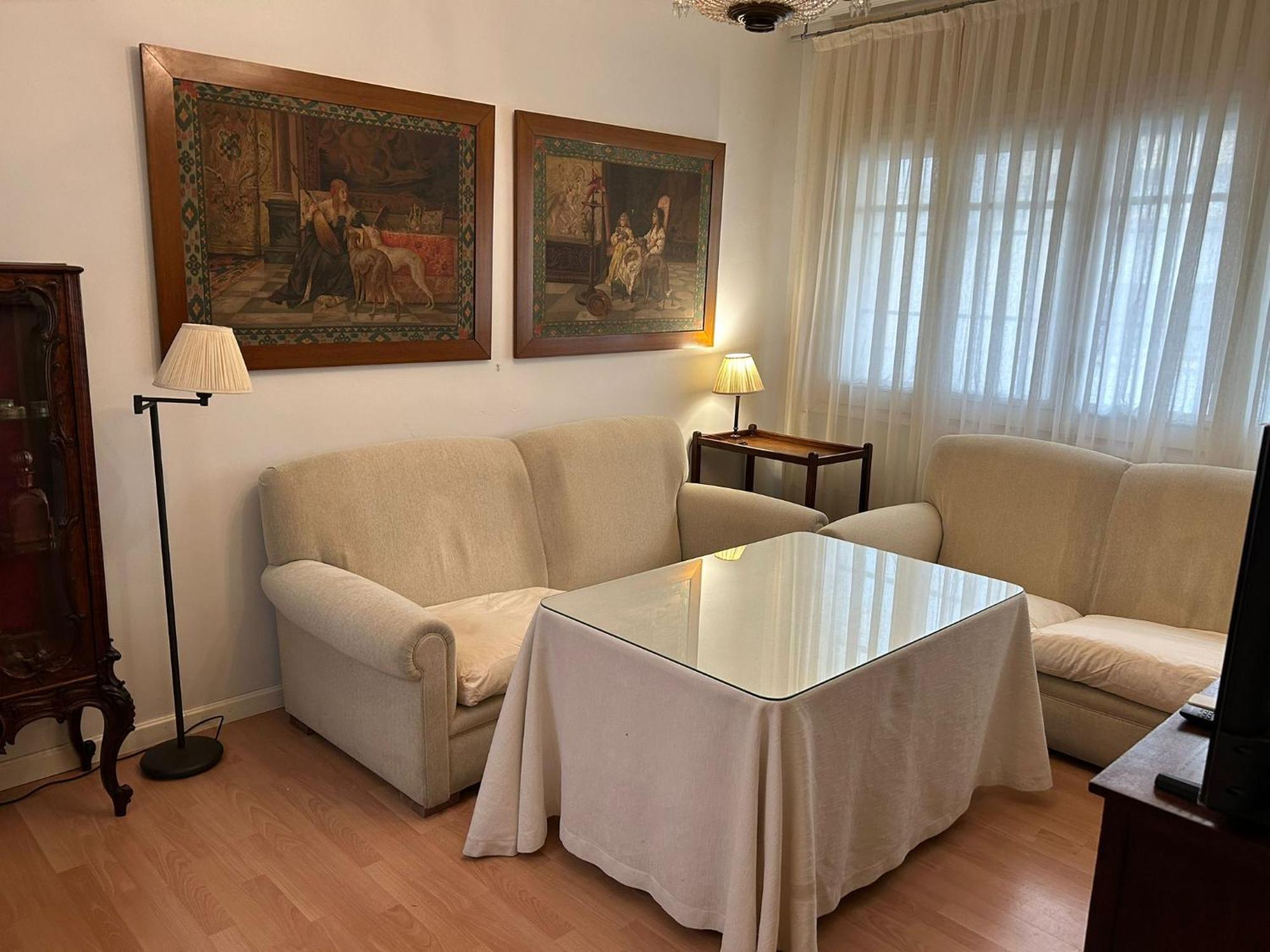 2 Bedroom Apartment By Guadalquivir River Séville Extérieur photo
